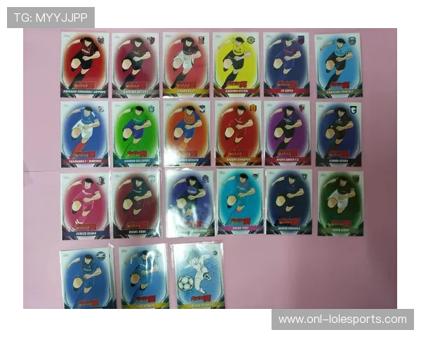 超值球星卡足球系列轻松入手，一盒尽享精彩球员集结