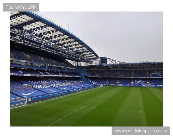 足球明星传奇：跨越绿茵场的荣耀与梦想成就之路